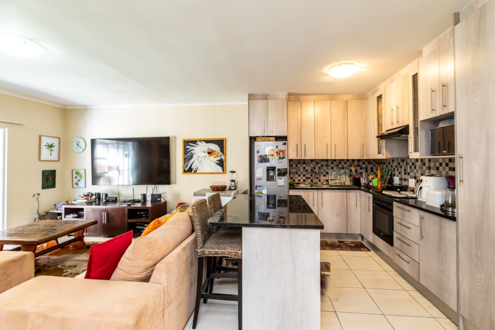 Townhouse for sale in Beacon Bay - 1ET1604092 Townhouse for sale in Beacon Bay - 1ET1604092