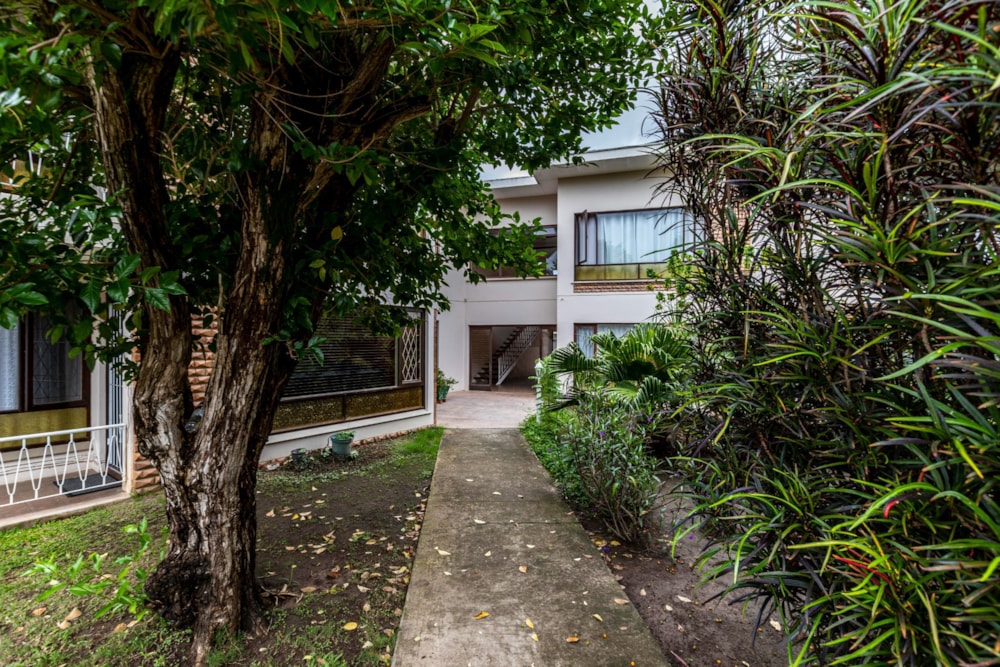 Apartment for sale in Beacon Bay - 1EZ1721080