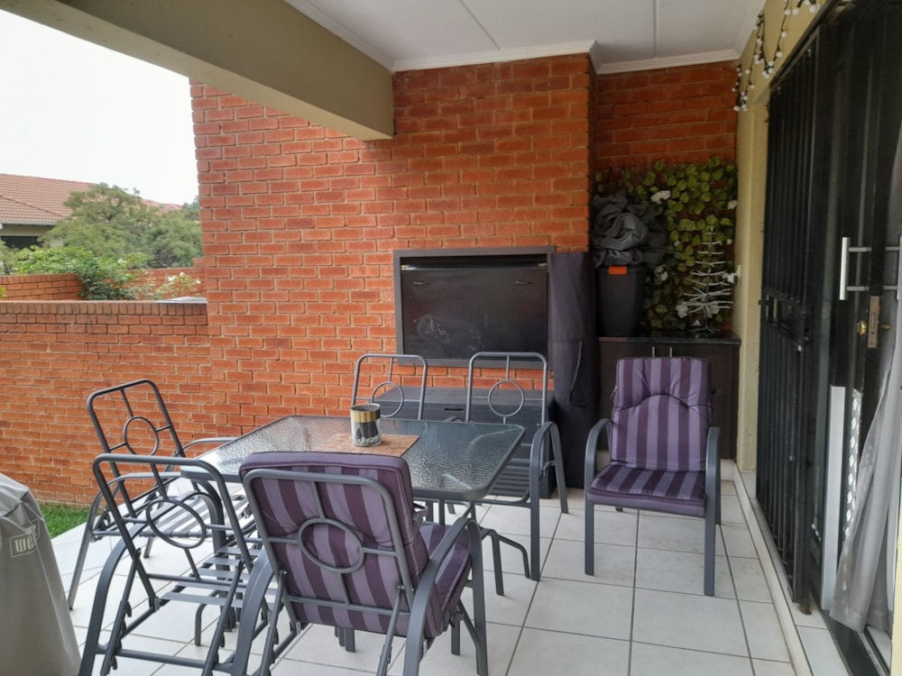 Garden apartment let in Douglasdale - FYL1692604 Garden apartment let in Douglasdale - FYL1692604