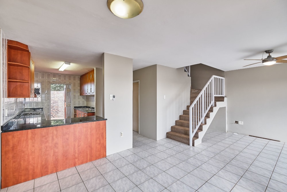 Townhouse let in Athlone Park - 1WB1685287 Townhouse let in Athlone Park - 1WB1685287