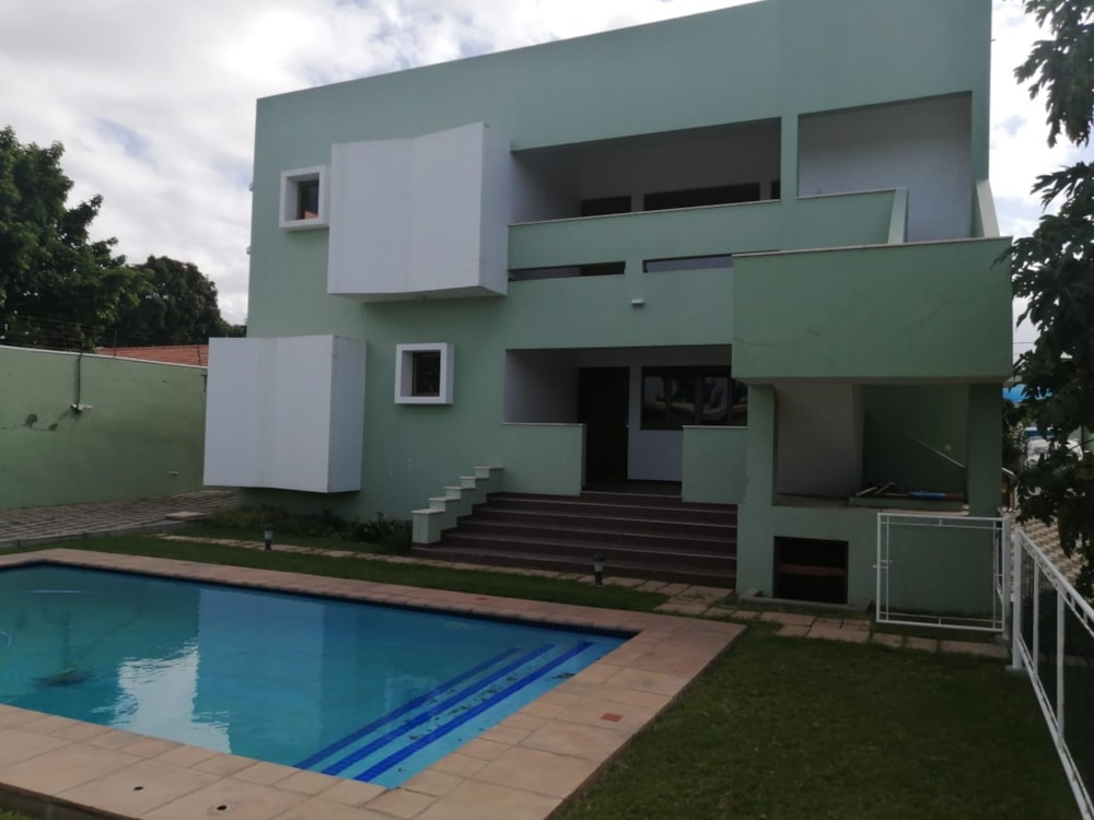 Double-storey house for sale in Matola, Mozambique - 3MQ1602070 Double-storey house for sale in Matola, Mozambique - 3MQ1602070