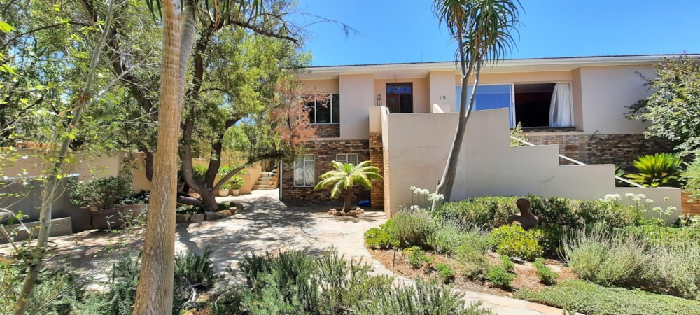 House for sale in Springbok - 1NA1695655