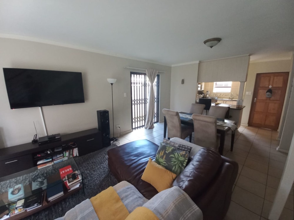 Townhouse for sale in Universitas - 1BX1702873 Townhouse for sale in Universitas - 1BX1702873