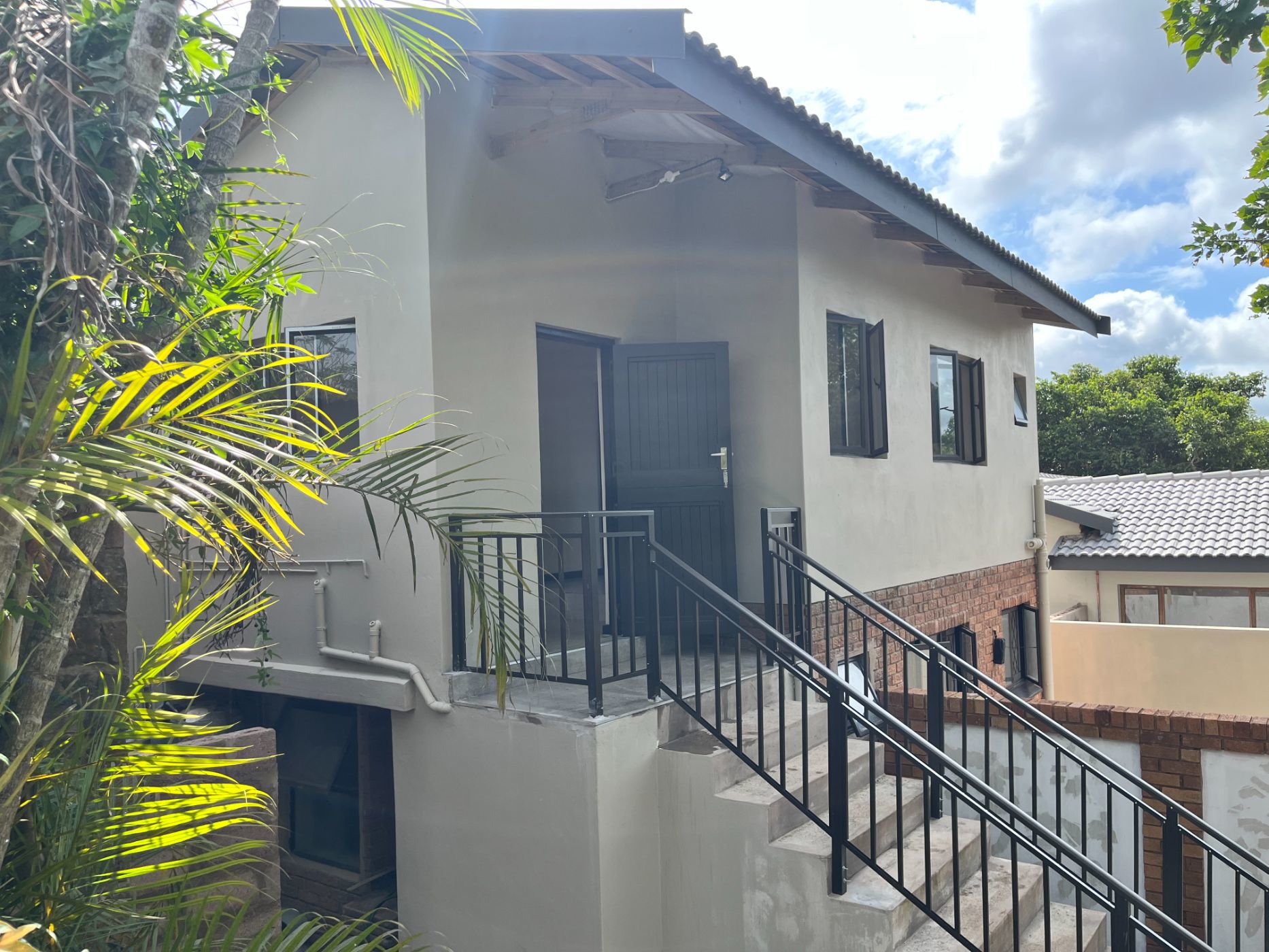 Apartment to rent in Waterfall, Upper Highway - 1KF1749361