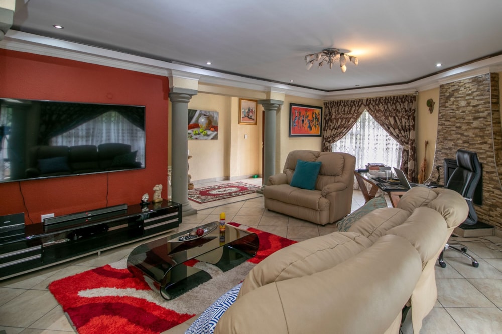 House let in Mayfield Park - 1GV1713159 House let in Mayfield Park - 1GV1713159