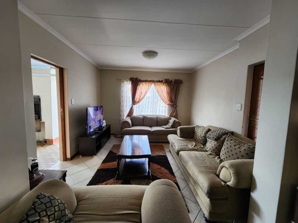 Townhouse for sale in Bayswater - 1BX1603800