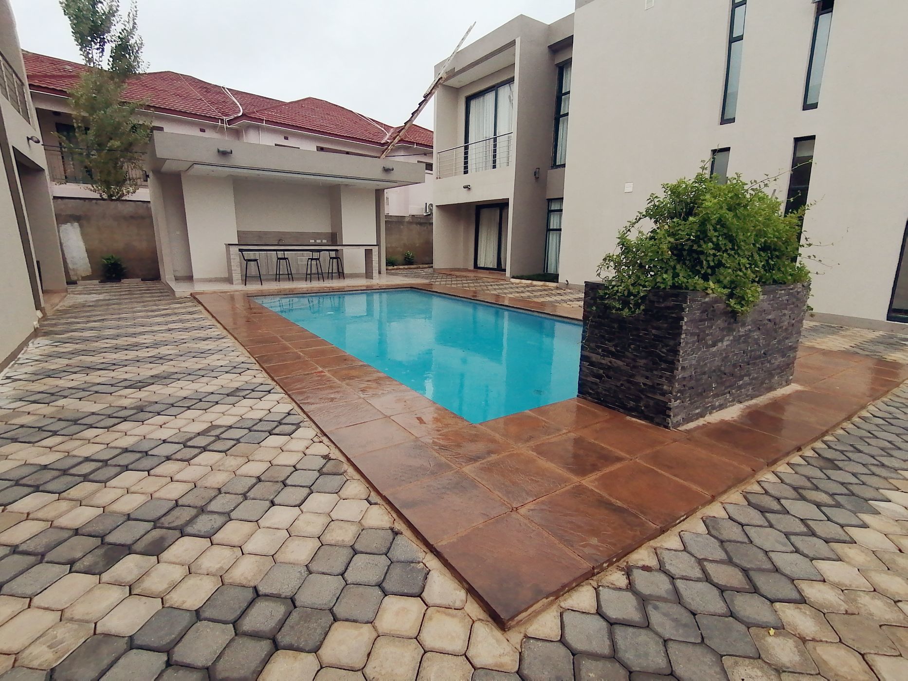 Double-storey apartment to rent in Ibex Hill, Zambia - 3ZA1605003