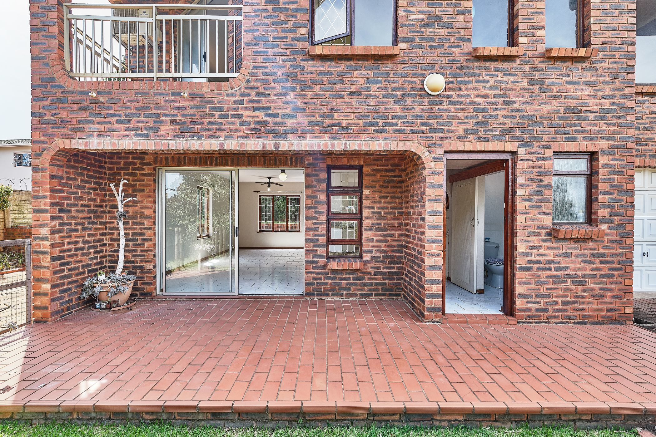 Townhouse let in Winklespruit - 1WB1716885