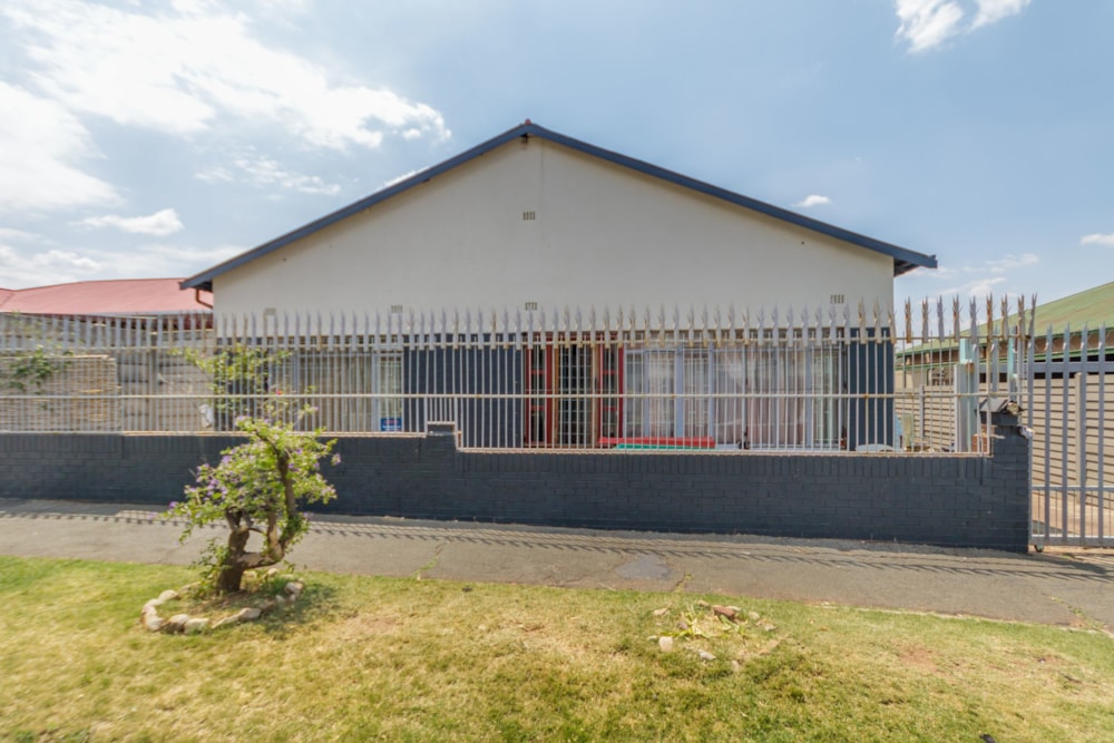 House sold in Newlands, Johannesburg - RAN1601014 House sold in Newlands, Johannesburg - RAN1601014