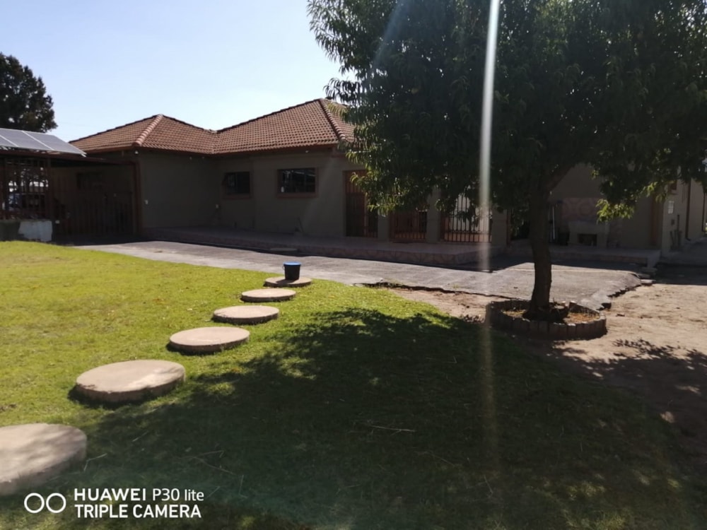 Smallholding for sale in Vischkuil - 1SP1601916