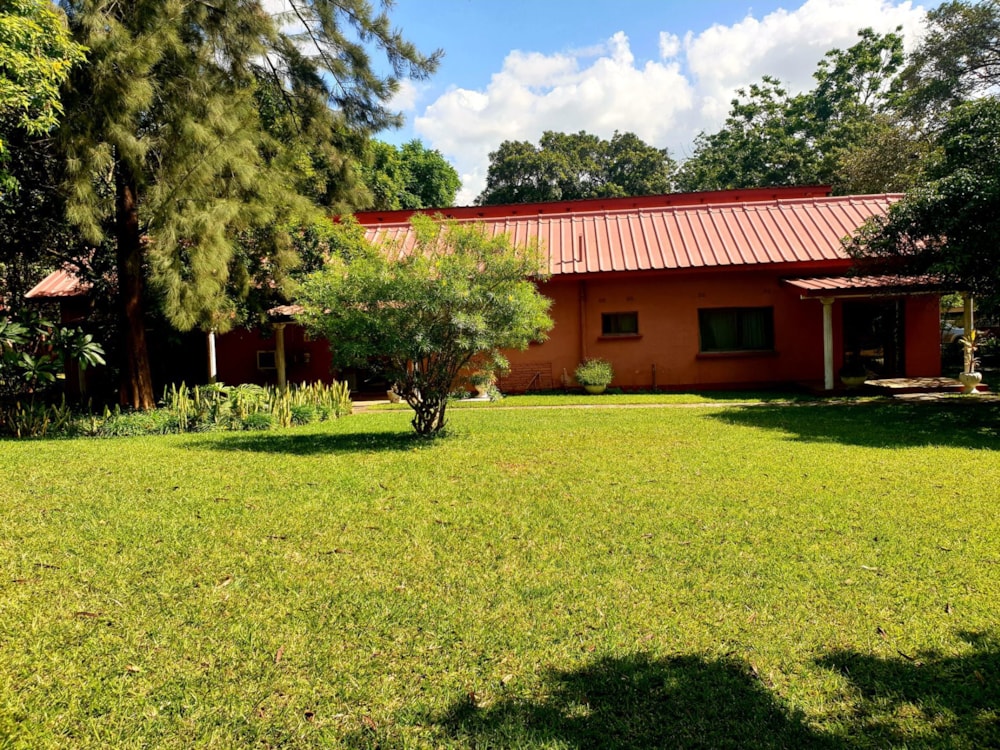 Residential complex for sale in Roma, Zambia - 3ZA1602727 Residential complex for sale in Roma, Zambia - 3ZA1602727