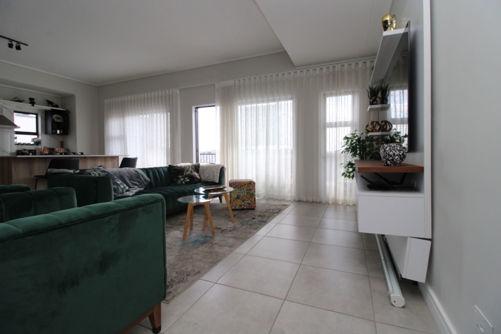 Apartment let in Waterfall, Midrand - MDL1698612