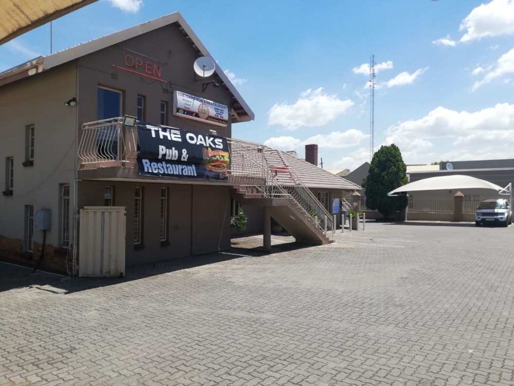 Commercial business for sale in Three Rivers North - 1VT1602315