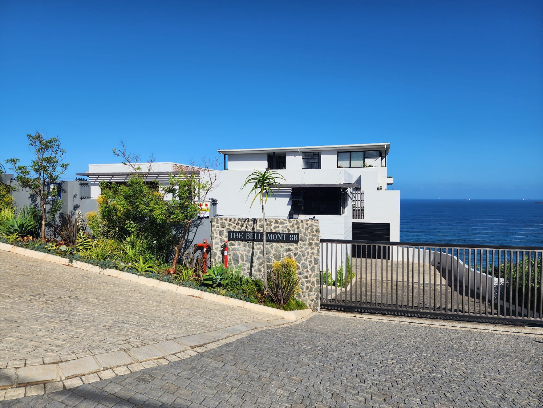 Apartment for sale in Umdloti - 1ND1737877