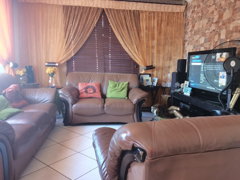 House for sale in Mabopane - PTM1602271
