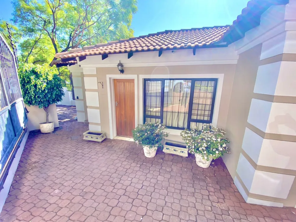House for sale in Waterkloof Park - PT1754291 House for sale in Waterkloof Park - PT1754291