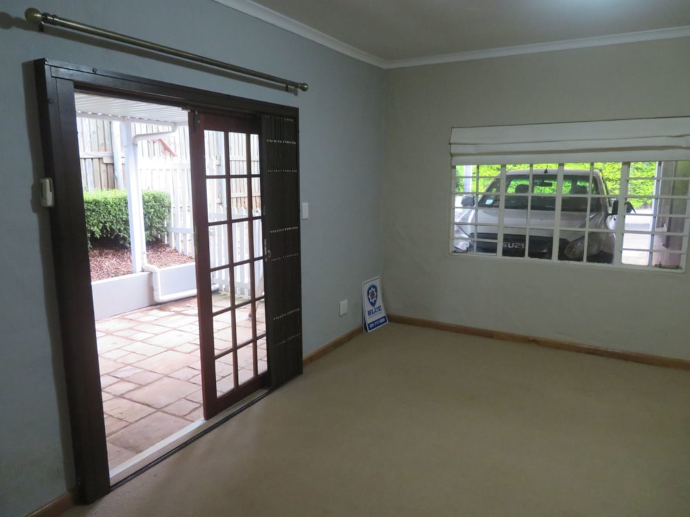 Cottage to rent in Chelmsfordville - 1KF1728944