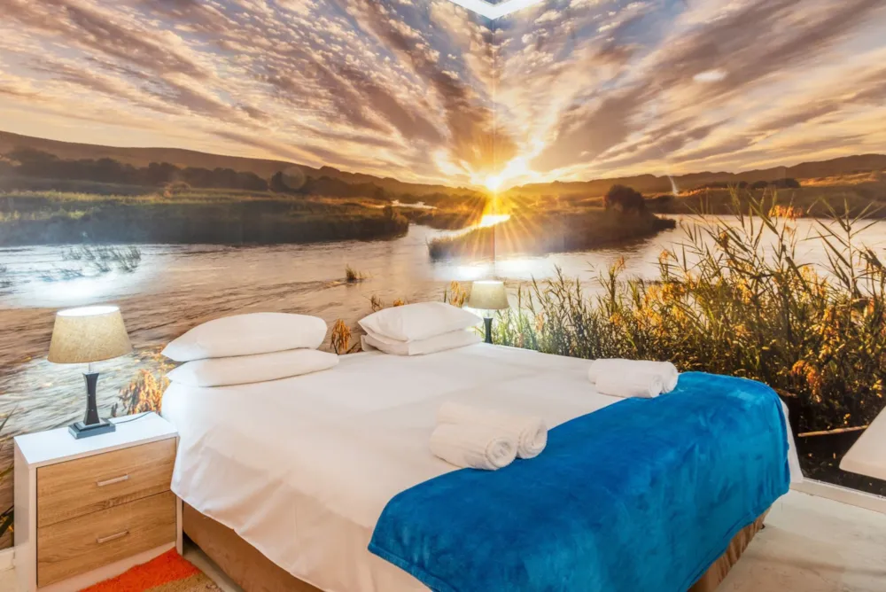 City hotel sold in Cape Town Central - PGLAG1706089 City hotel sold in Cape Town Central - PGLAG1706089