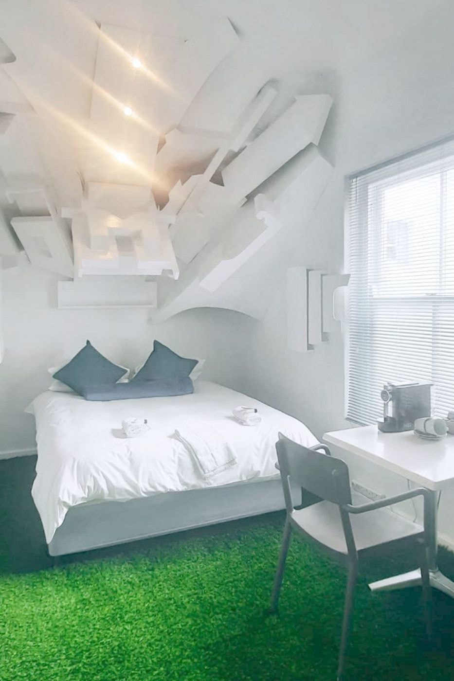 City hotel for sale in Cape Town Central - PGLAG1706089 City hotel for sale in Cape Town Central - PGLAG1706089