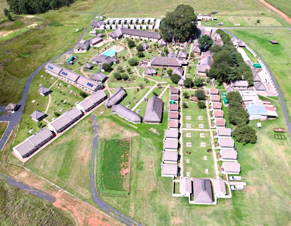 Country resort for sale in Delmas - PRN1602910