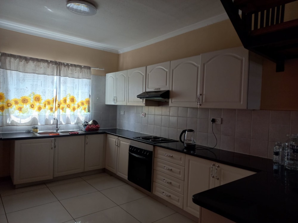 Townhouse to rent in Block 8, Botswana - 3BO1719200