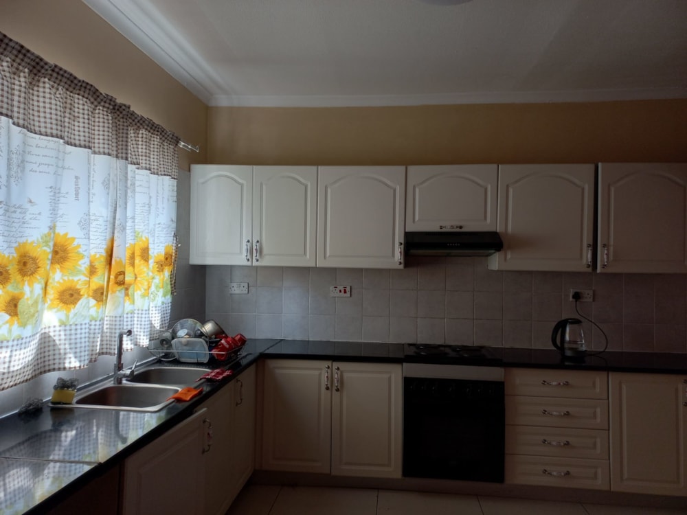 Townhouse to rent in Block 8, Botswana - 3BO1719200