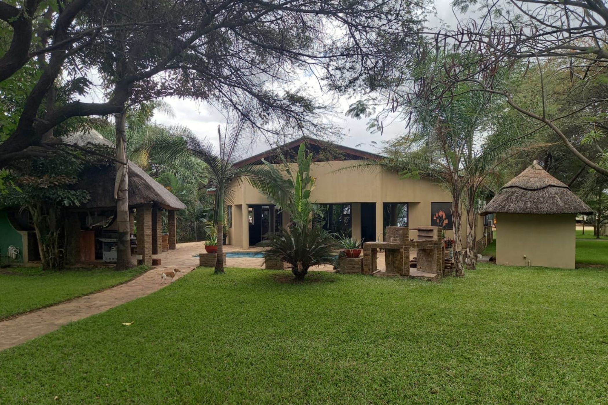 Residential complex for sale in Tete, Tete, Mozambique - 3MQ1603530