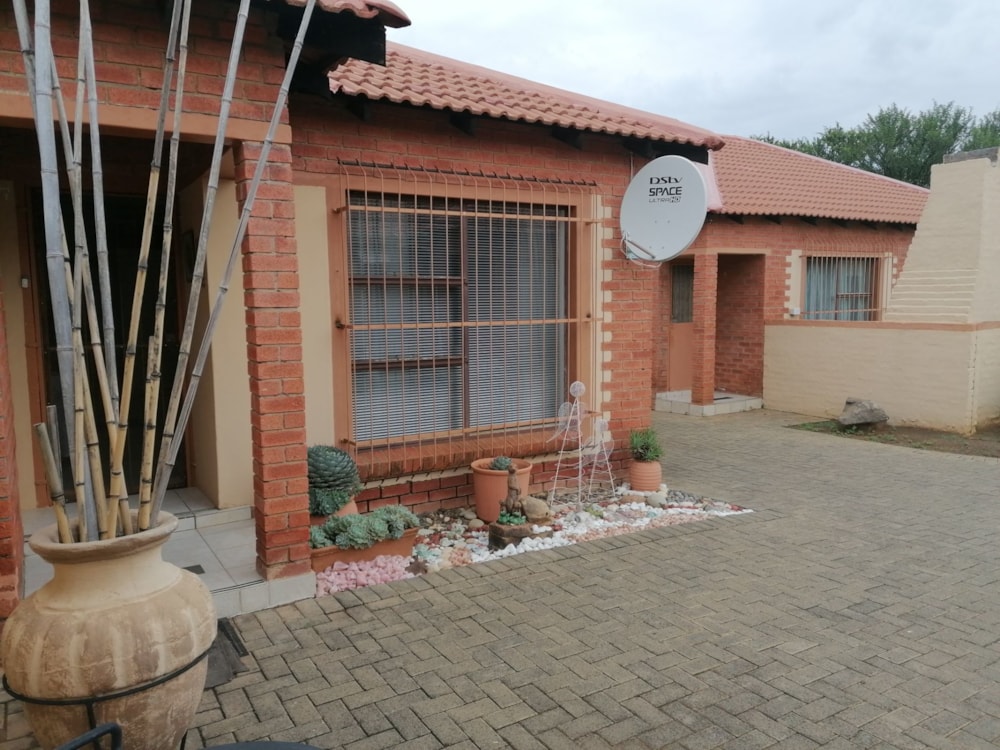 Townhouse for sale in Brandfort - 1BX1727005