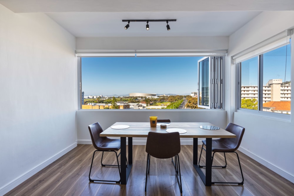 Apartment to rent in Three Anchor Bay - ASL1726327