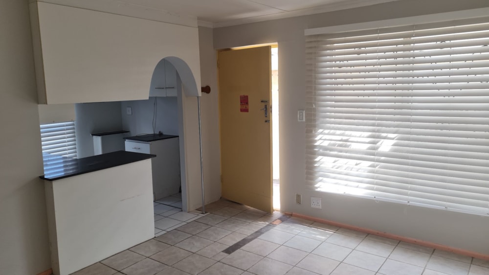 House to rent in Rocklands, Mitchells Plain - 1MN1744876 House to rent in Rocklands, Mitchells Plain - 1MN1744876
