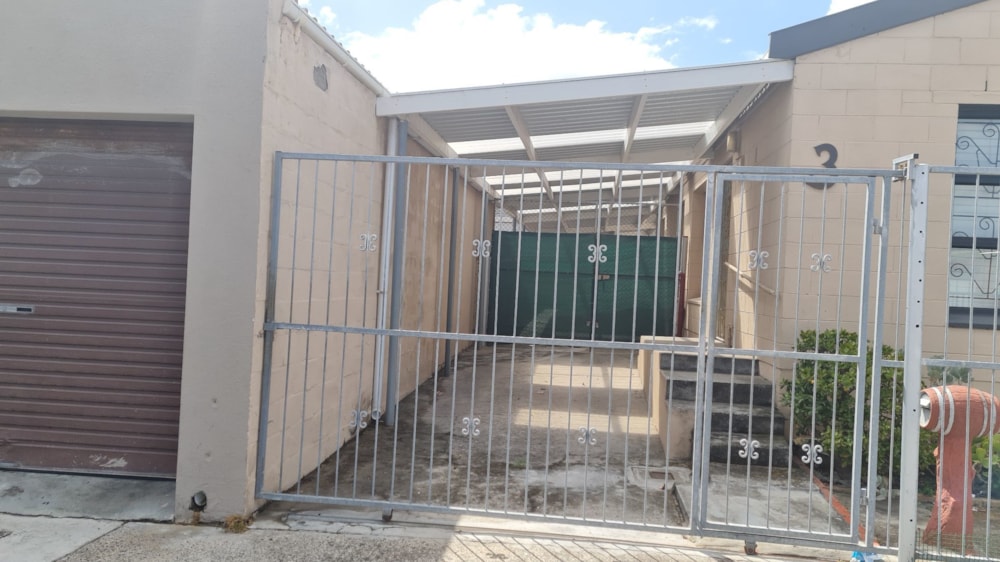 House to rent in Rocklands, Mitchells Plain - 1MN1744876 House to rent in Rocklands, Mitchells Plain - 1MN1744876
