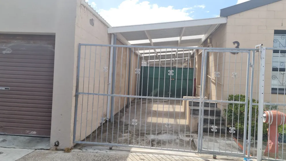 House let in Rocklands, Mitchells Plain - 1MN1744876 House let in Rocklands, Mitchells Plain - 1MN1744876