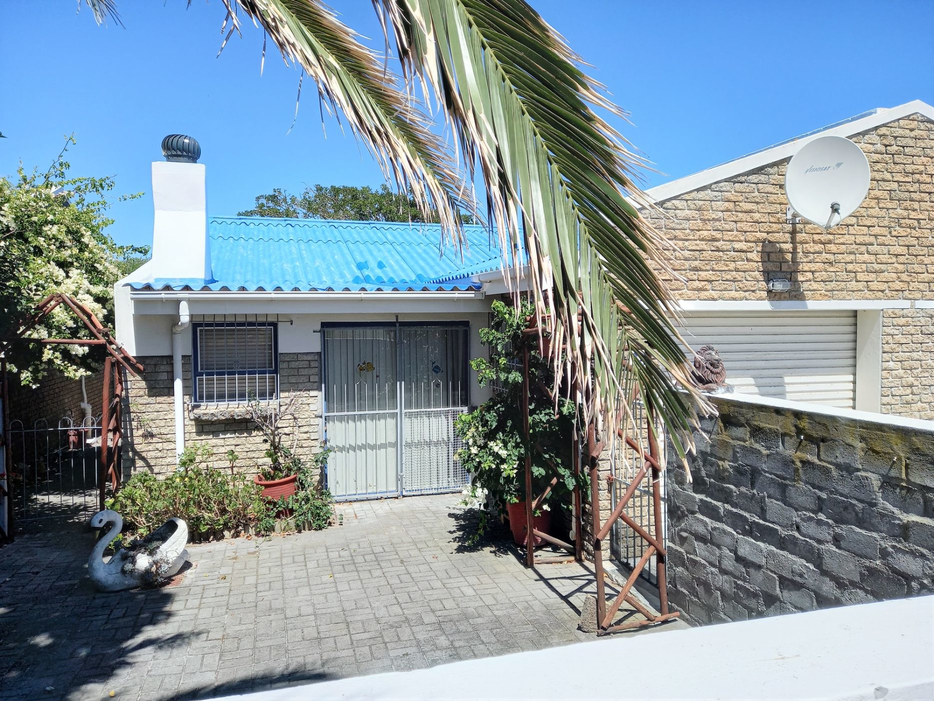 House sold in De Kelders - 1SW1652417