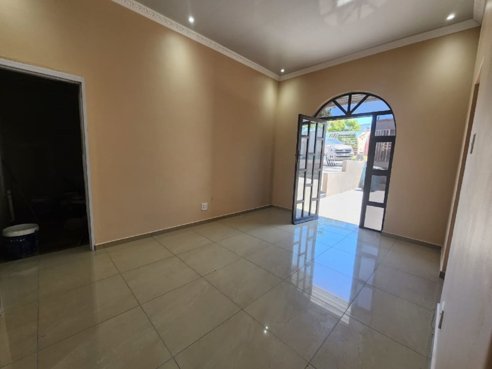 House for sale in Brackenham - 1RY1730162 House for sale in Brackenham - 1RY1730162