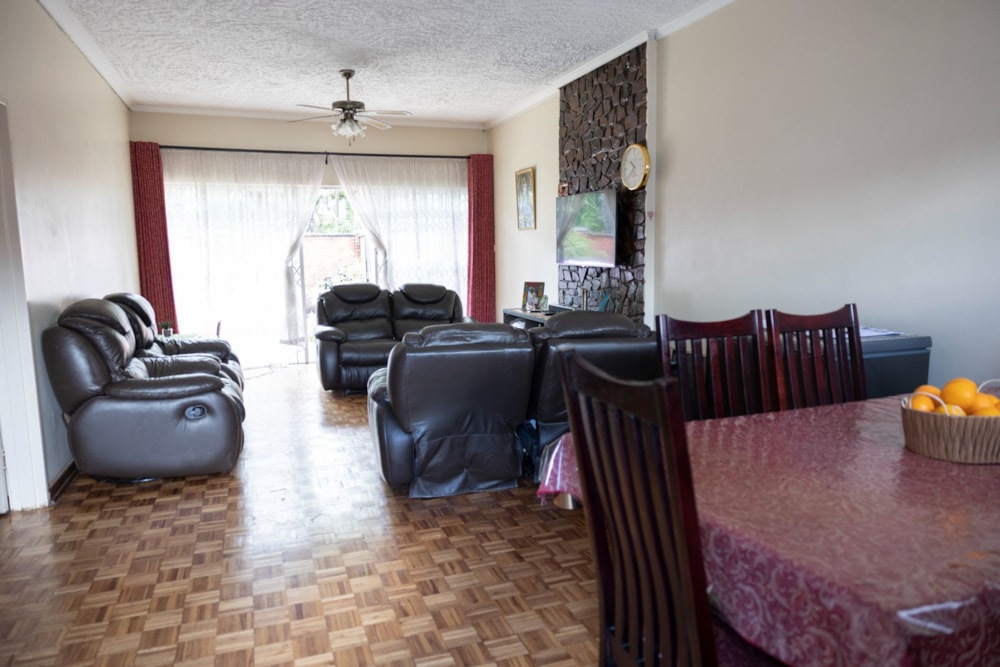 Apartment for sale in Harare, Zimbabwe - 3ZB1604659 Apartment for sale in Harare, Zimbabwe - 3ZB1604659