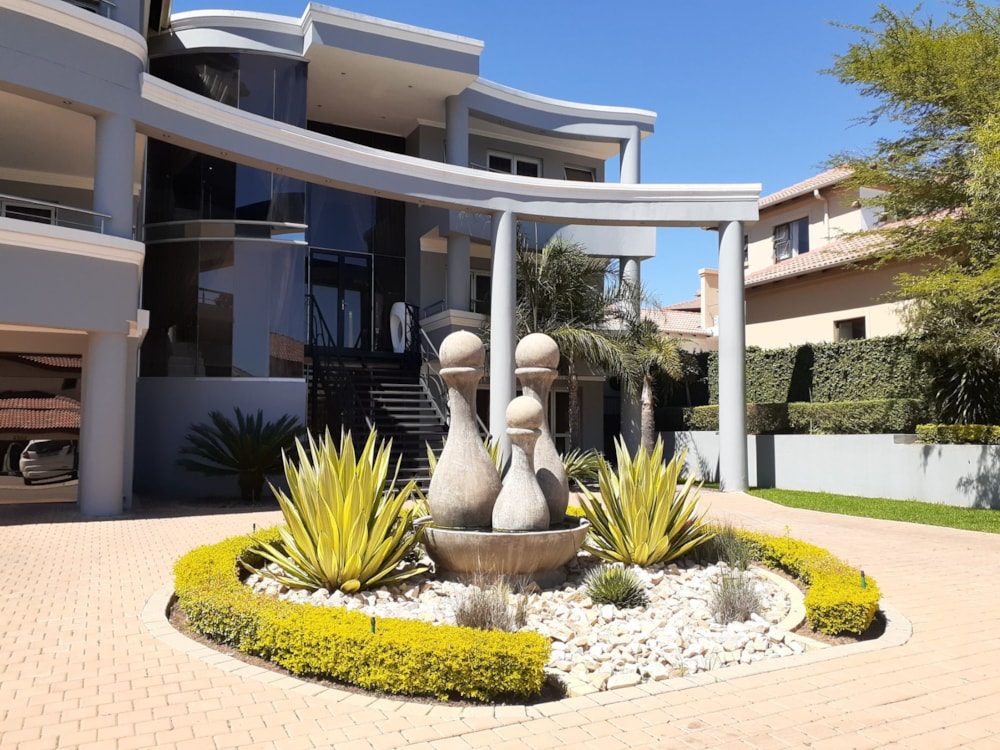 Golf estate house for sale in Blue Valley Golf Estate - CN1604654 Golf estate house for sale in Blue Valley Golf Estate - CN1604654