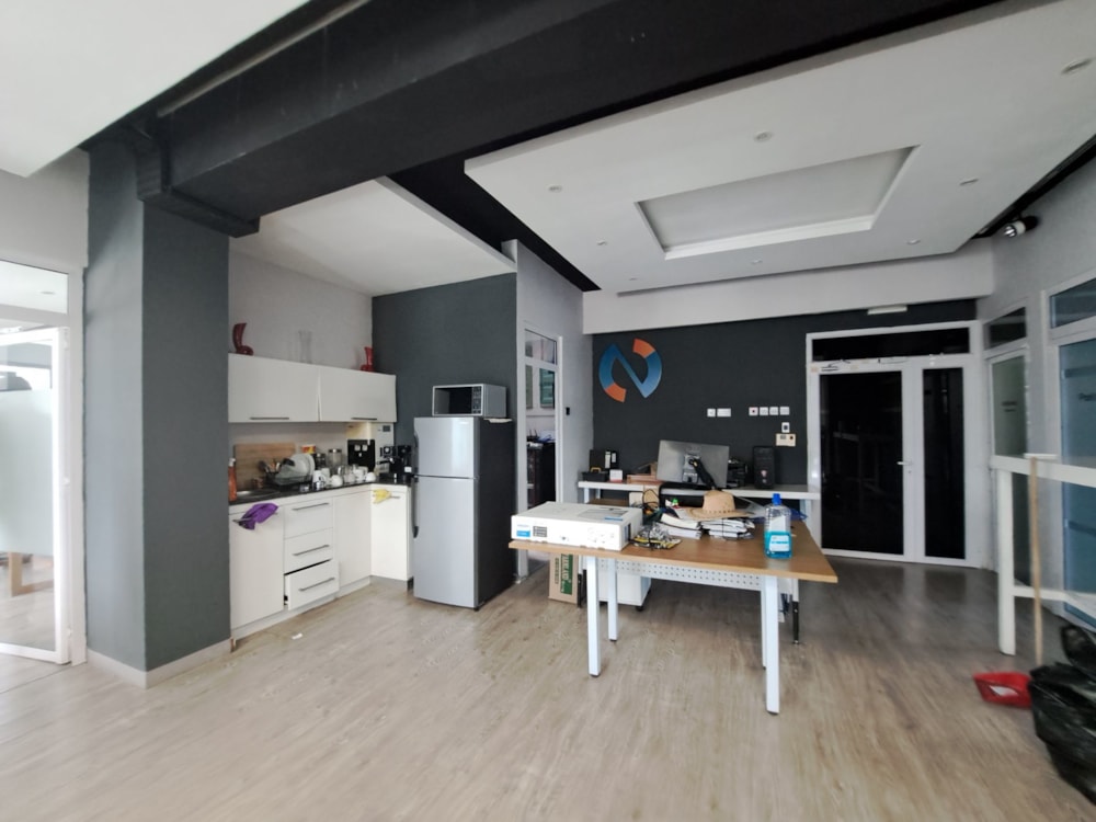 Commercial office to rent in Port Louis, Mauritius - MUR1604931