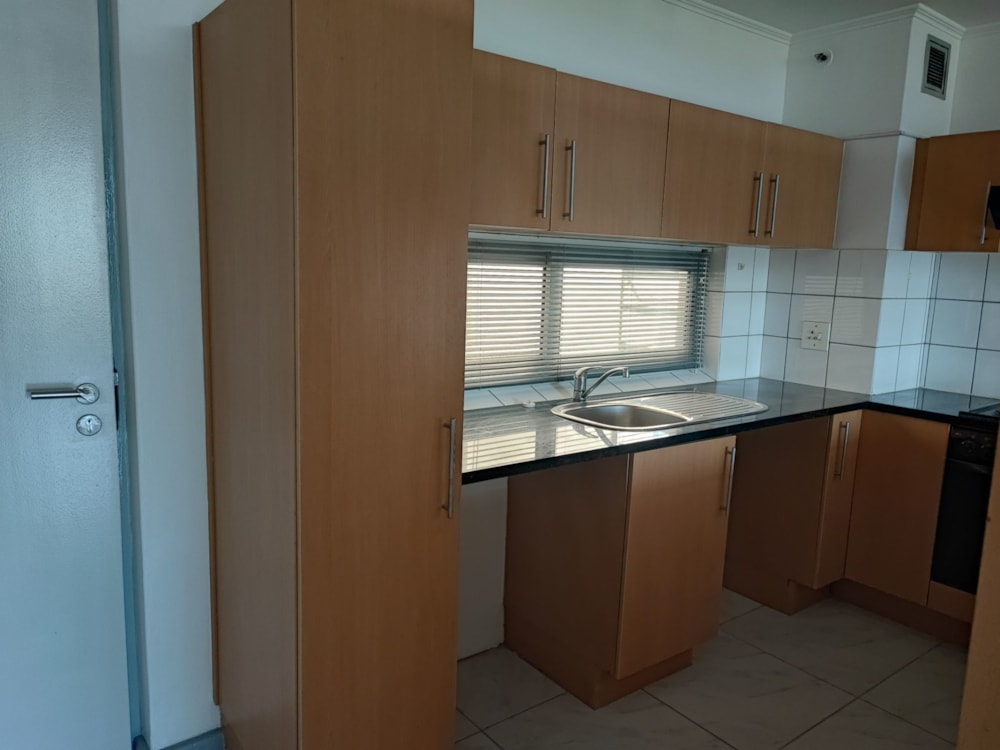 Apartment to rent in Claremont Upper - RBL1721615 Apartment to rent in Claremont Upper - RBL1721615