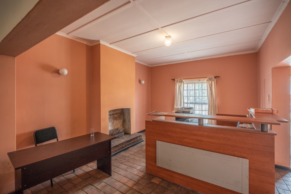 Single-storey house for sale in Grahamstown Central (Makhanda Central)  - 1GC1694750 Single-storey house for sale in Grahamstown Central (Makhanda Central)  - 1GC1694750