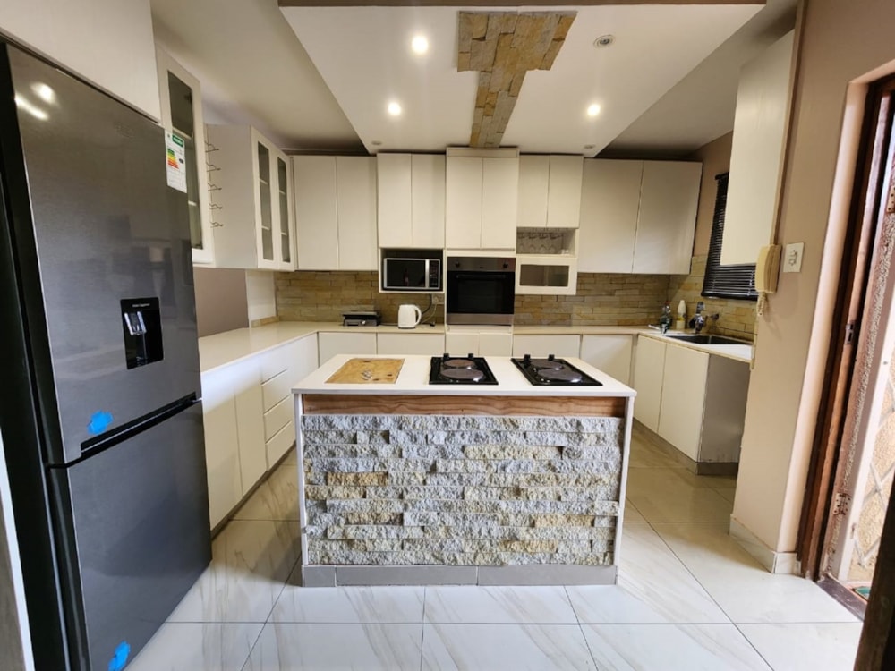 Townhouse for sale in Meer en See - 1RY1711300 Townhouse for sale in Meer en See - 1RY1711300