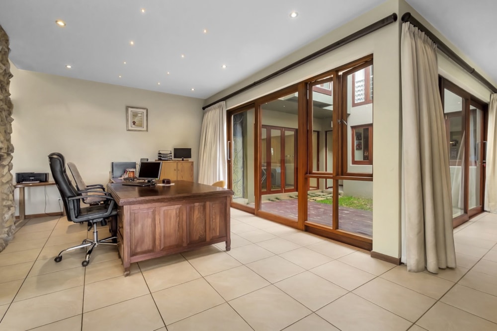 House sold in North Riding AH - RAN1603725 House sold in North Riding AH - RAN1603725