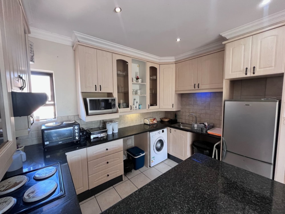 Townhouse for sale in Wave Crest - 1JF1221527