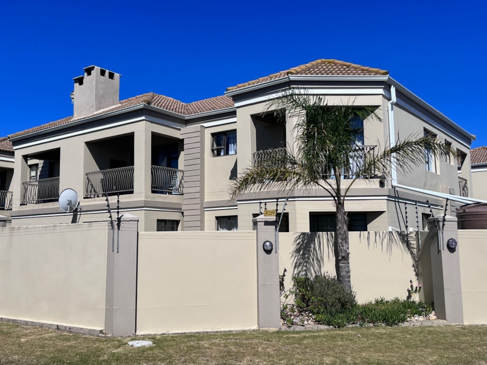 Townhouse for sale in Wave Crest - 1JF1221527