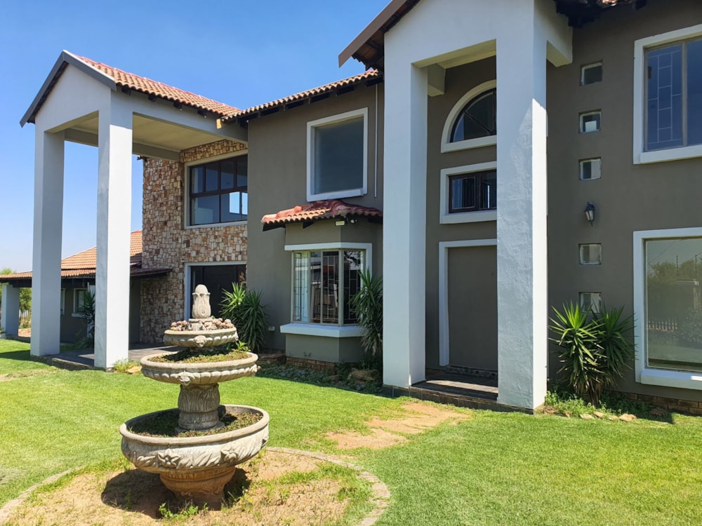 Double-storey house for sale in Bronkhorstbaai - PRN1547677