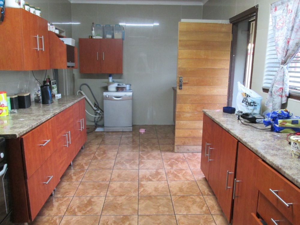 House for sale in Brenthurst - 1BJ1602516 House for sale in Brenthurst - 1BJ1602516