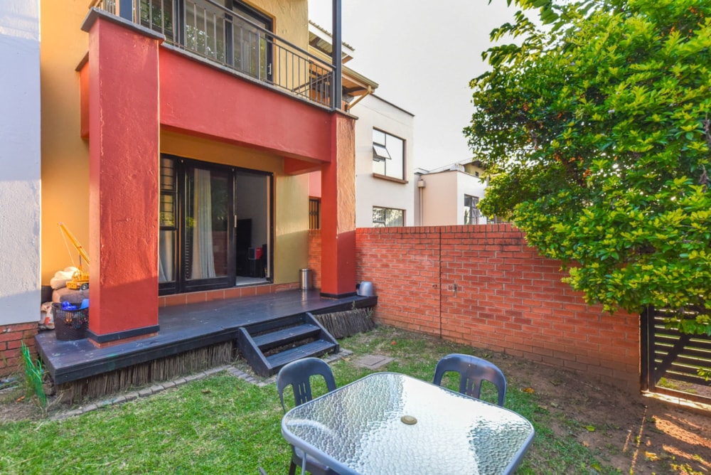 Garden apartment let in Douglasdale - FYL1681036 Garden apartment let in Douglasdale - FYL1681036
