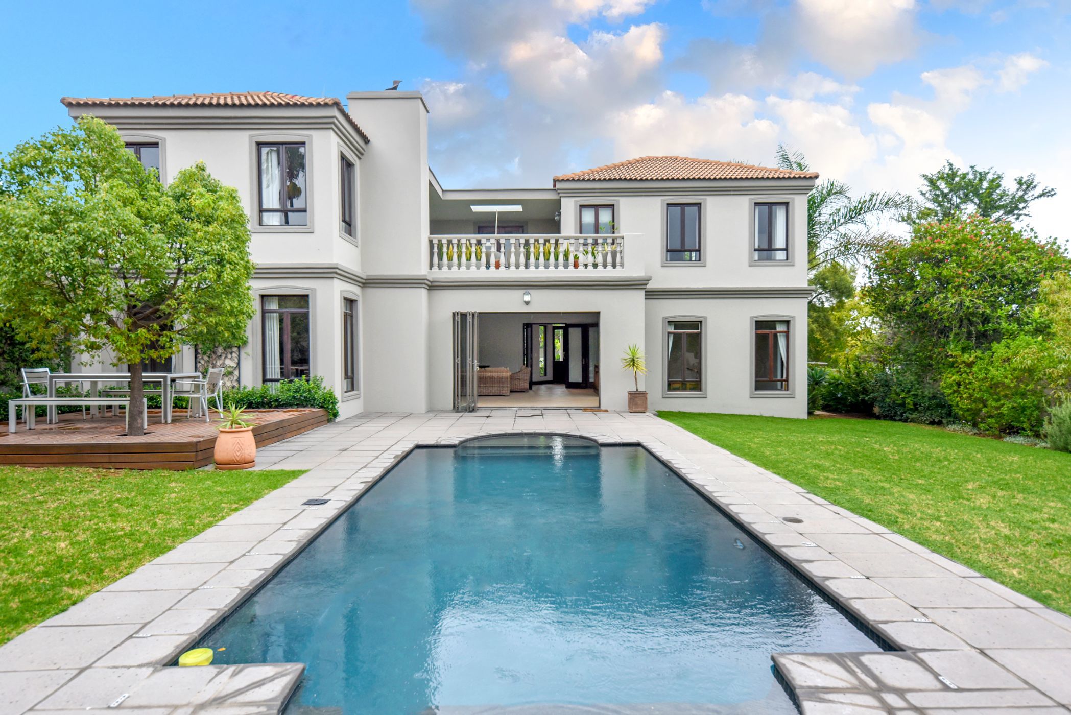 Double-storey house for sale in Dainfern Golf Estate - FW1740026
