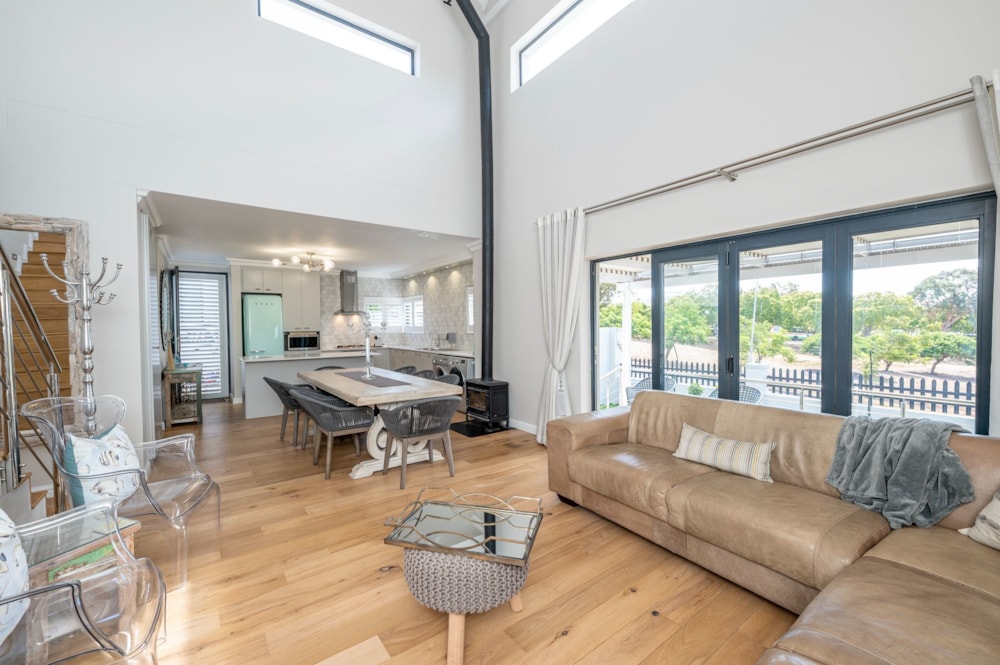 Townhouse sold in Durbanville Central - DBV1681439 Townhouse sold in Durbanville Central - DBV1681439