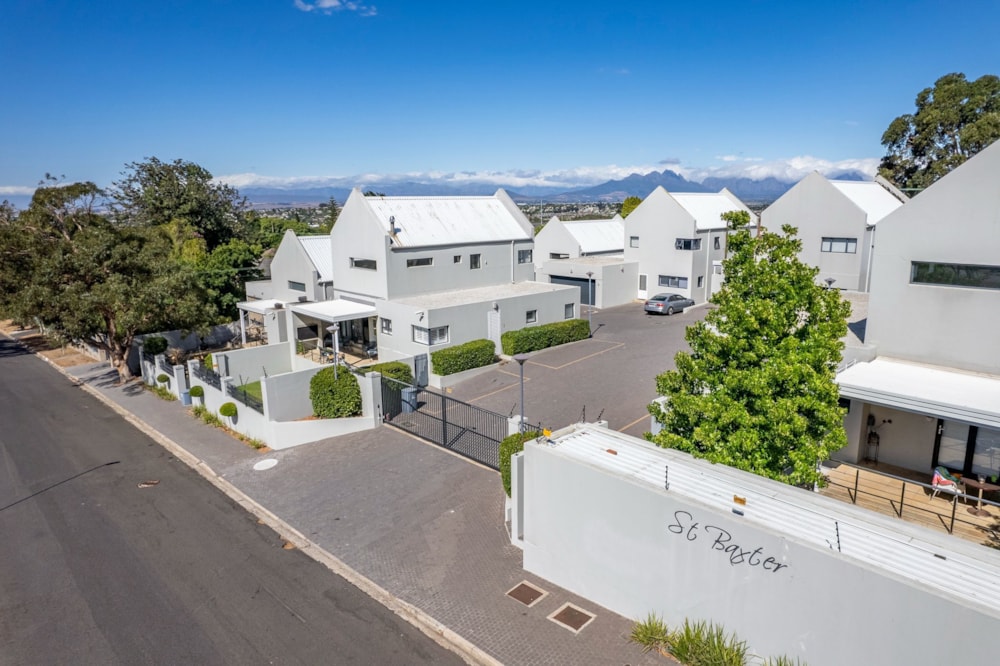 Townhouse sold in Durbanville Central - DBV1681439 Townhouse sold in Durbanville Central - DBV1681439