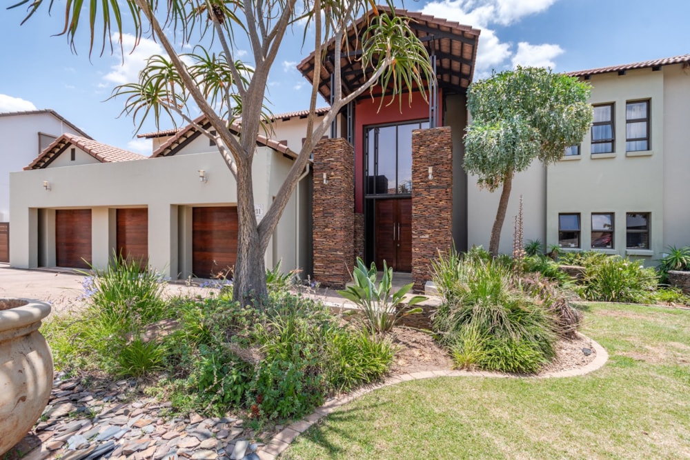 House for sale in Copperleaf - 1CE1605124